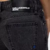 Laag uitgesneden jeans met wijde pijpen