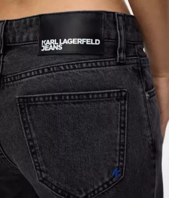 Laag uitgesneden jeans met wijde pijpen