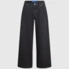 Laag uitgesneden jeans met wijde pijpen