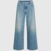 Laag uitgesneden jeans met wijde pijpen