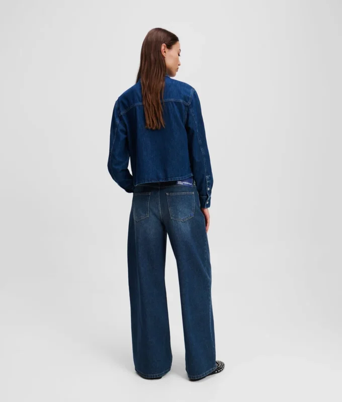LAGE TAILLE JEANS MET WIJDE PIJP
