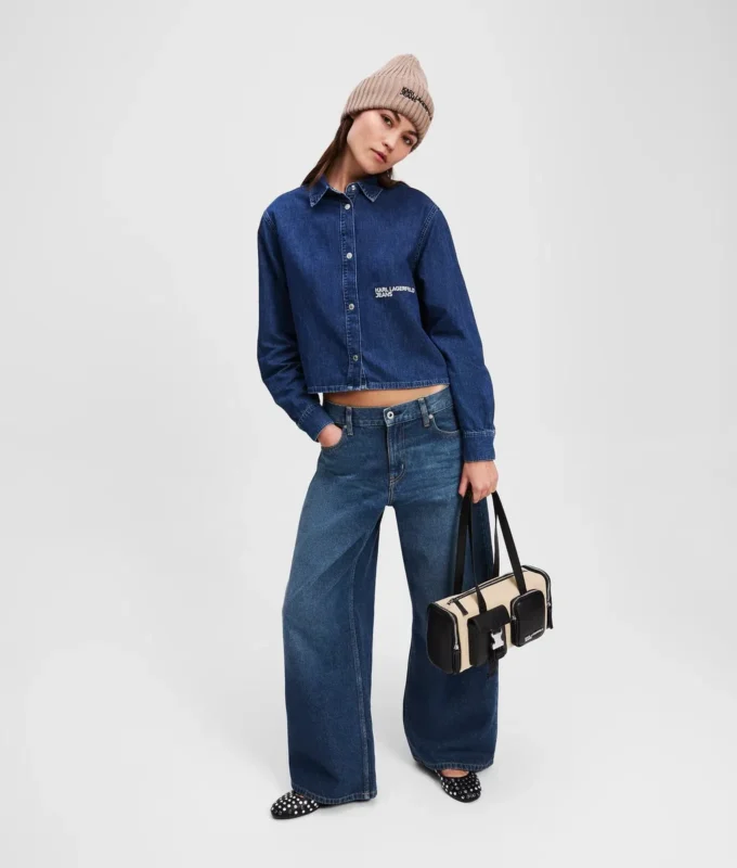 LAGE TAILLE JEANS MET WIJDE PIJP