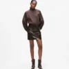 Lakleren rok van imitatieleer