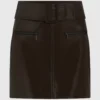 Lakleren rok van imitatieleer