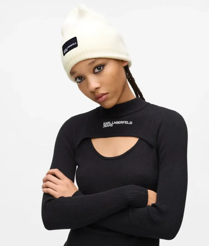 Lange beanie met logopatch