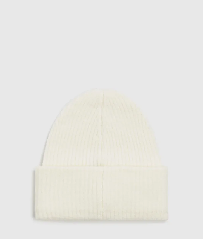 Lange beanie met logopatch