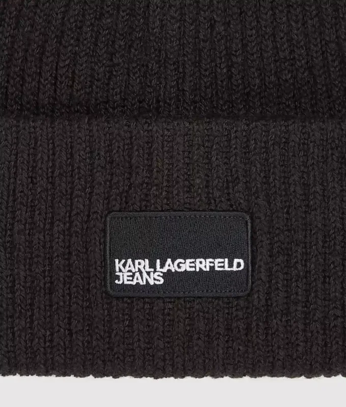 Lange beanie met logopatch