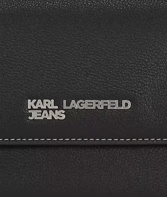Metalen logo handtas