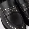Mia loafers met studs