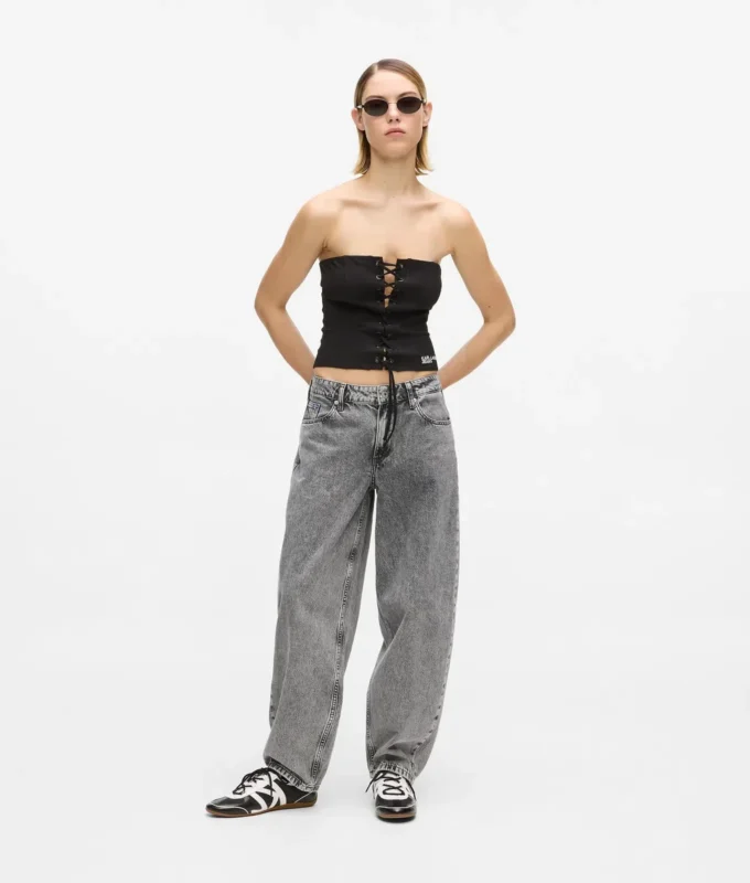 Middenhoge jeans met rechte pijpen