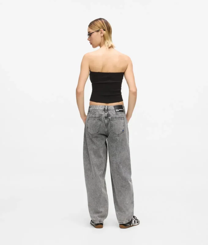 Middenhoge jeans met rechte pijpen