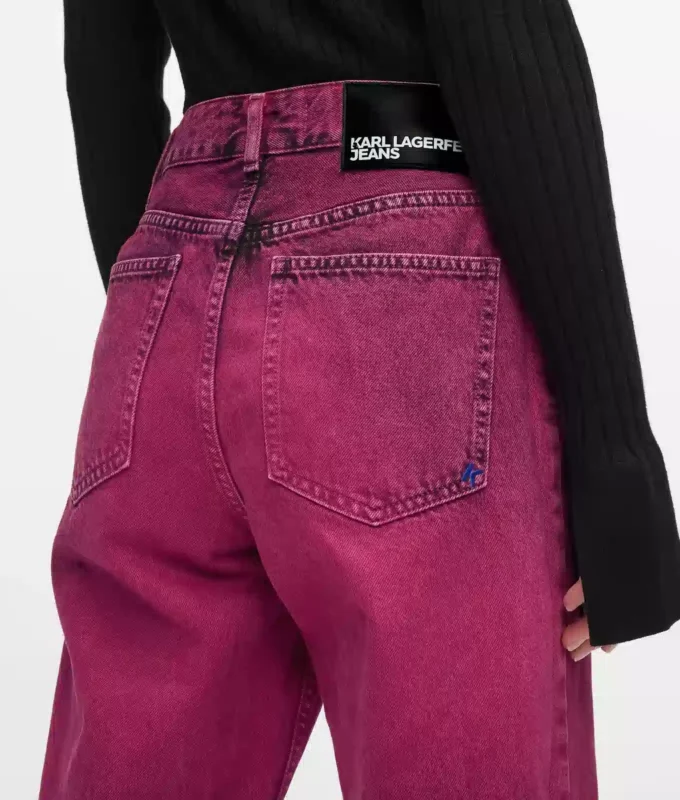 Mom jeans met spuitverf