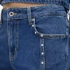 Mom jeans met studs