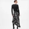 Paris midi-jurk met schetsen