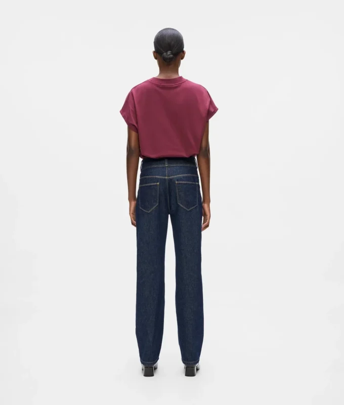 Rechte jeans met knoopdetails