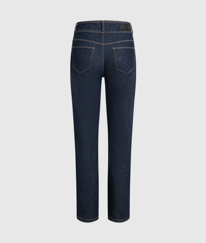 Rechte jeans met knoopdetails