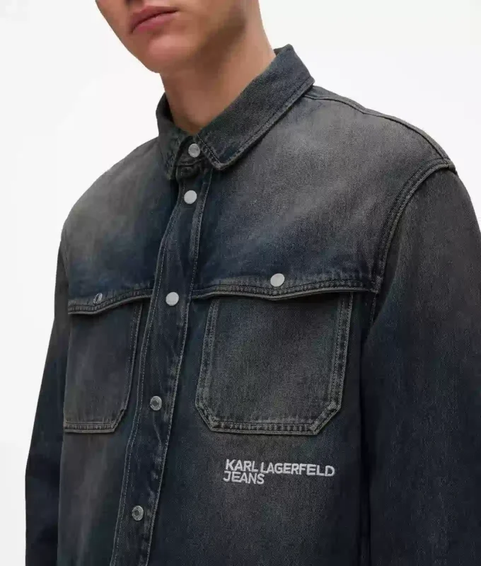 Relaxed denim shirt