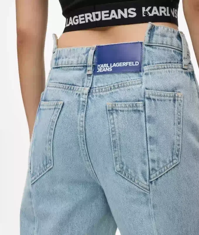 Relaxte jeans met naad en middelhoge taille
