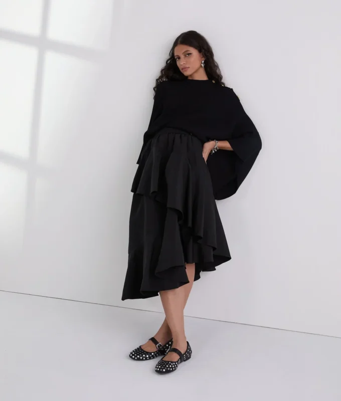 RIBGEBREIDE PONCHO