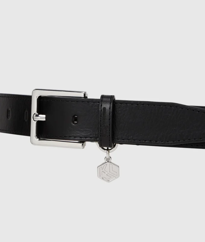 Riem met logo-bedeltje