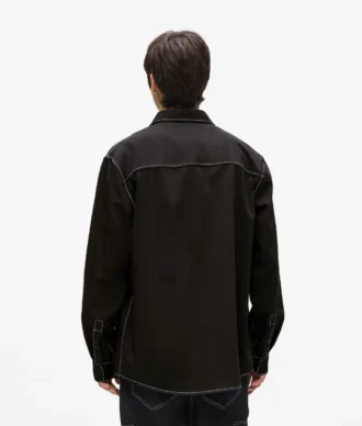 Shirt met contrasterende stiksels