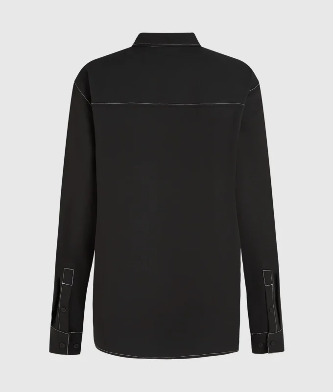Shirt met contrasterende stiksels