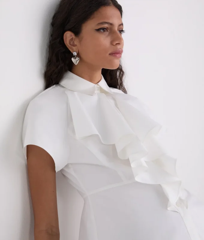 SHIRT MET KORTE MOUWEN EN RUFFLES