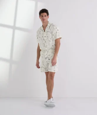 SHORTS MET ALL-OVER-PRINT