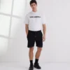 SHORTS MET CONTRASTSTIKKING