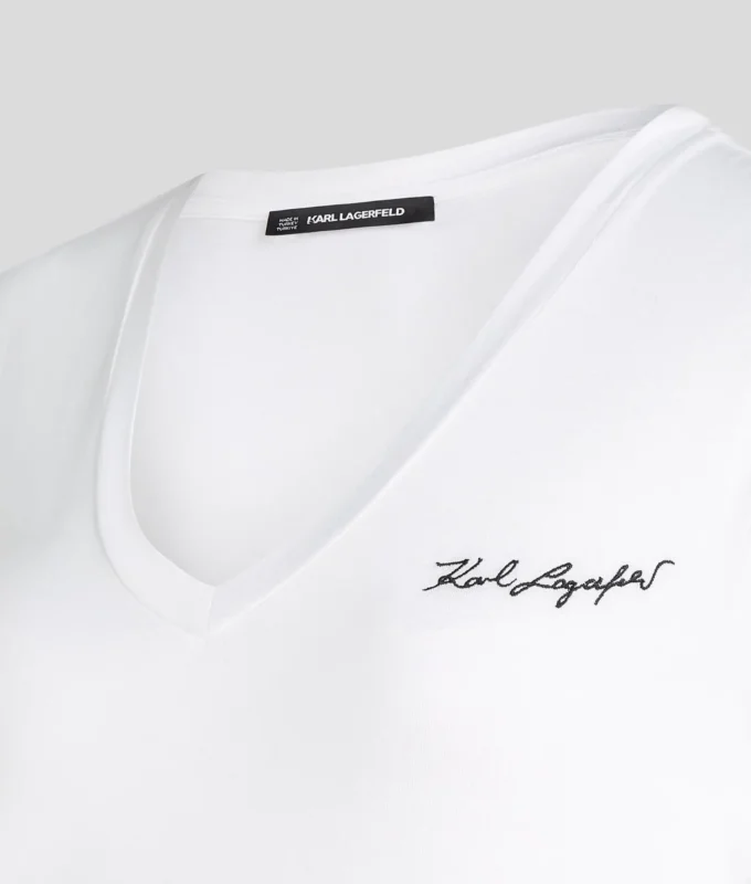 SIGNATURE T-SHIRT MET V-HALS EN RUFELS
