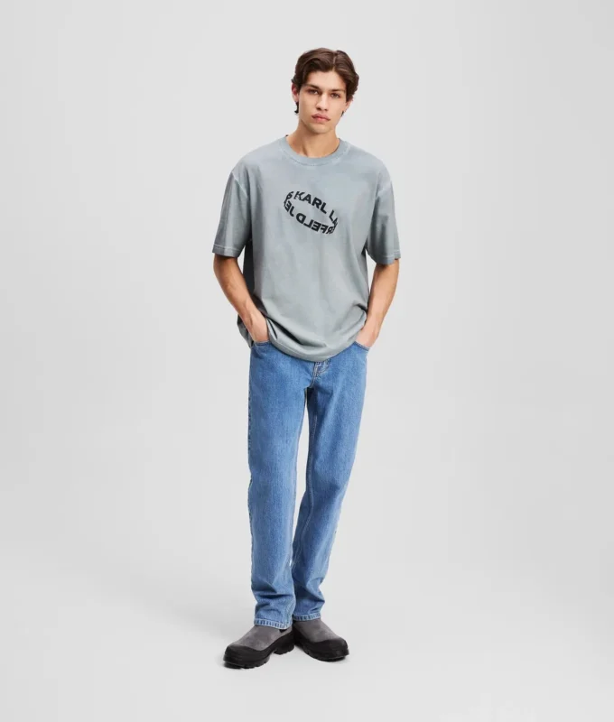 STRAIGHT JEANS