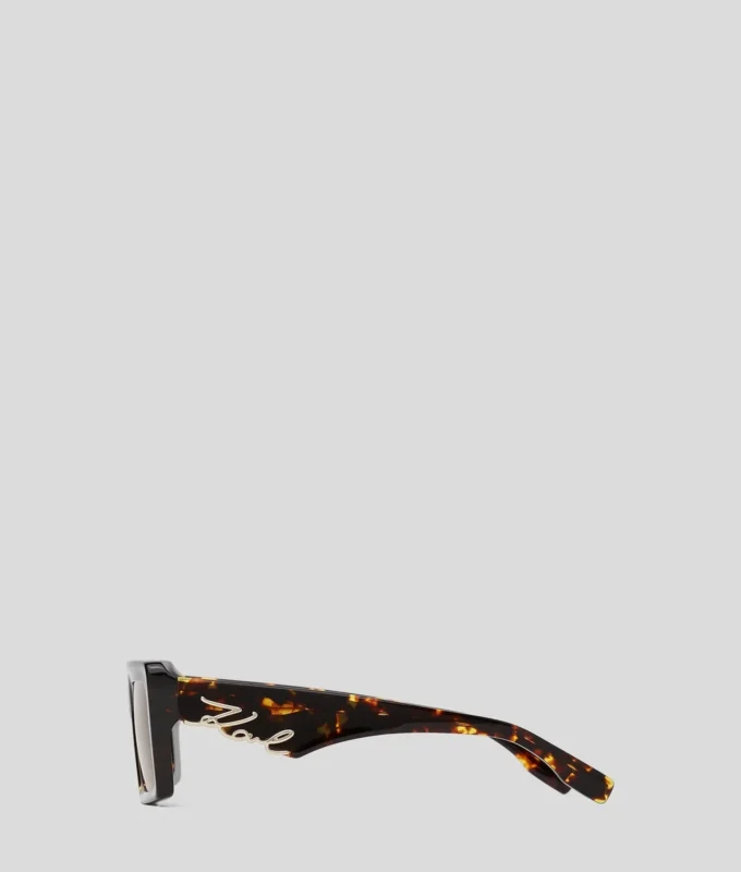 SUNGLASSES MET UITGESNEDEN SIGNATURE
