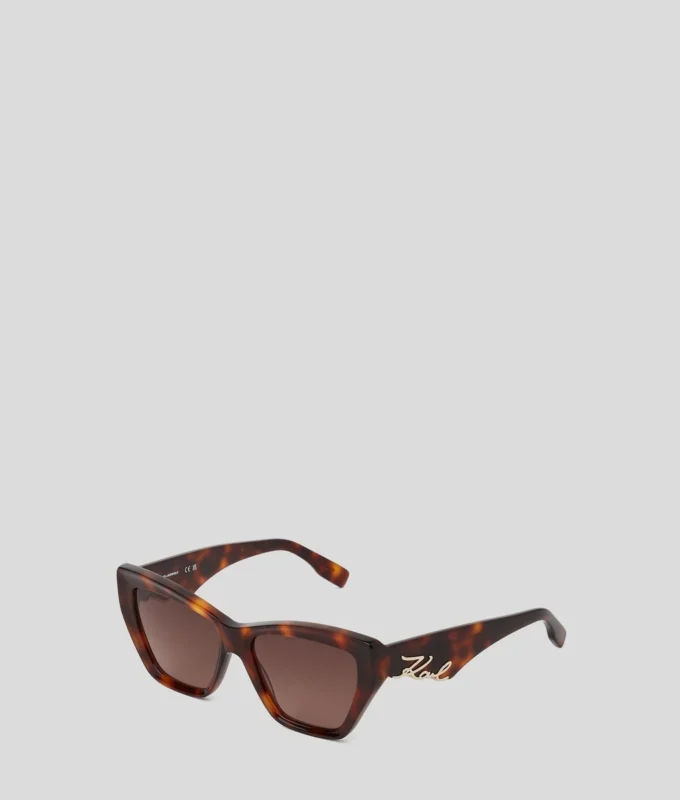 SUNGLASSES MET UITGESNEDEN SIGNATURE
