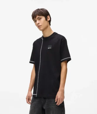 T-shirt met contrasterende stiksels