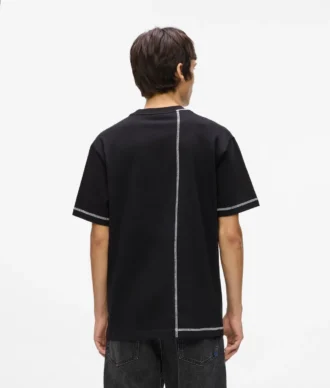 T-shirt met contrasterende stiksels