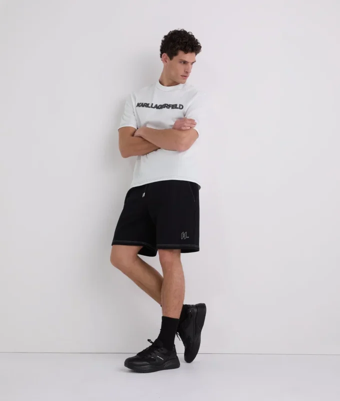 T-SHIRT MET CONTRASTSTIKKING