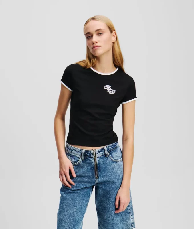 T-SHIRT MET KAPMOUWEN