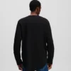 T-SHIRT MET LANGE MOUWEN