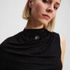 T-SHIRT MET ÉÉN MOUW