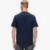 T-shirt met reliëfmonogram