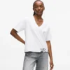 T-shirt met V-hals en kenmerkende zoom