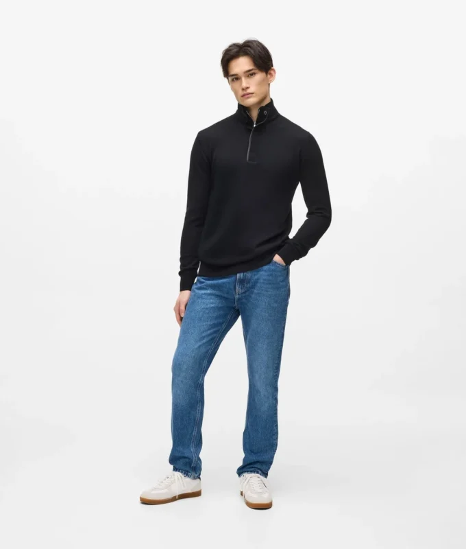 Tapered jeans