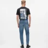 Tapered jeans