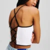 TOP MET BANDJES EN PIPING
