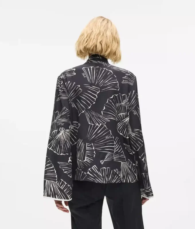 Top met waaierprint