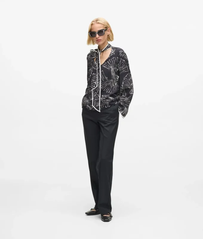 Top met waaierprint