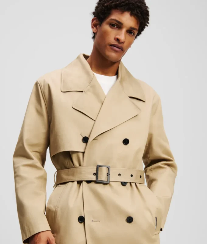 TRENCHCOAT MET CAPUCHON