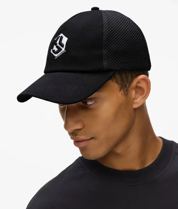 Truckercap met monogram