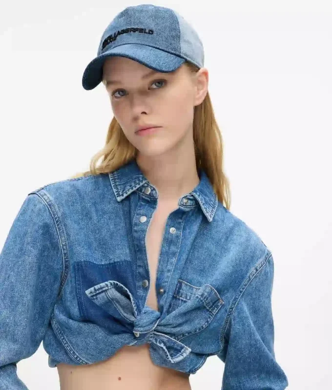 Tweekleurige lichte denim pet