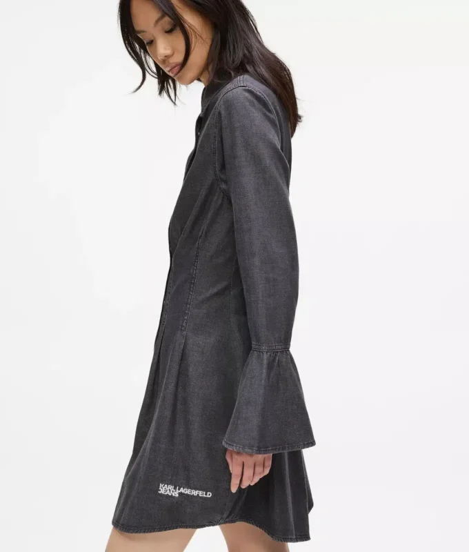 Uitlopende denim jurk